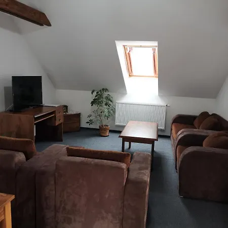 Pod Zámkem Casa de hóspedes Zruc nad Sazavou