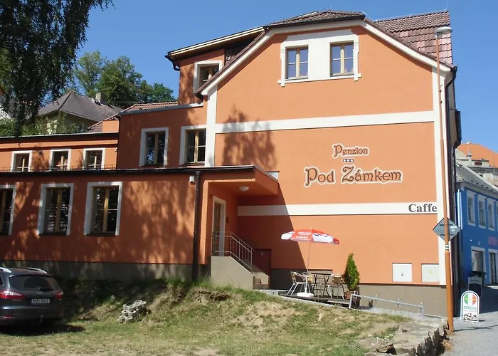 Pod Zámkem