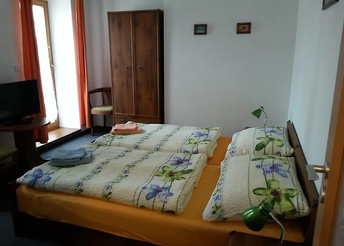 Gasthof Pod Zámkem 3*